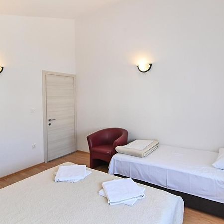 Apartments Andrea I Baska  Exterior photo