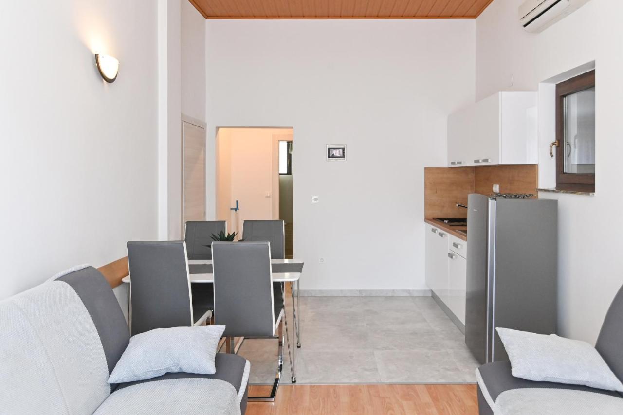 Apartments Andrea I Baska  Exterior photo