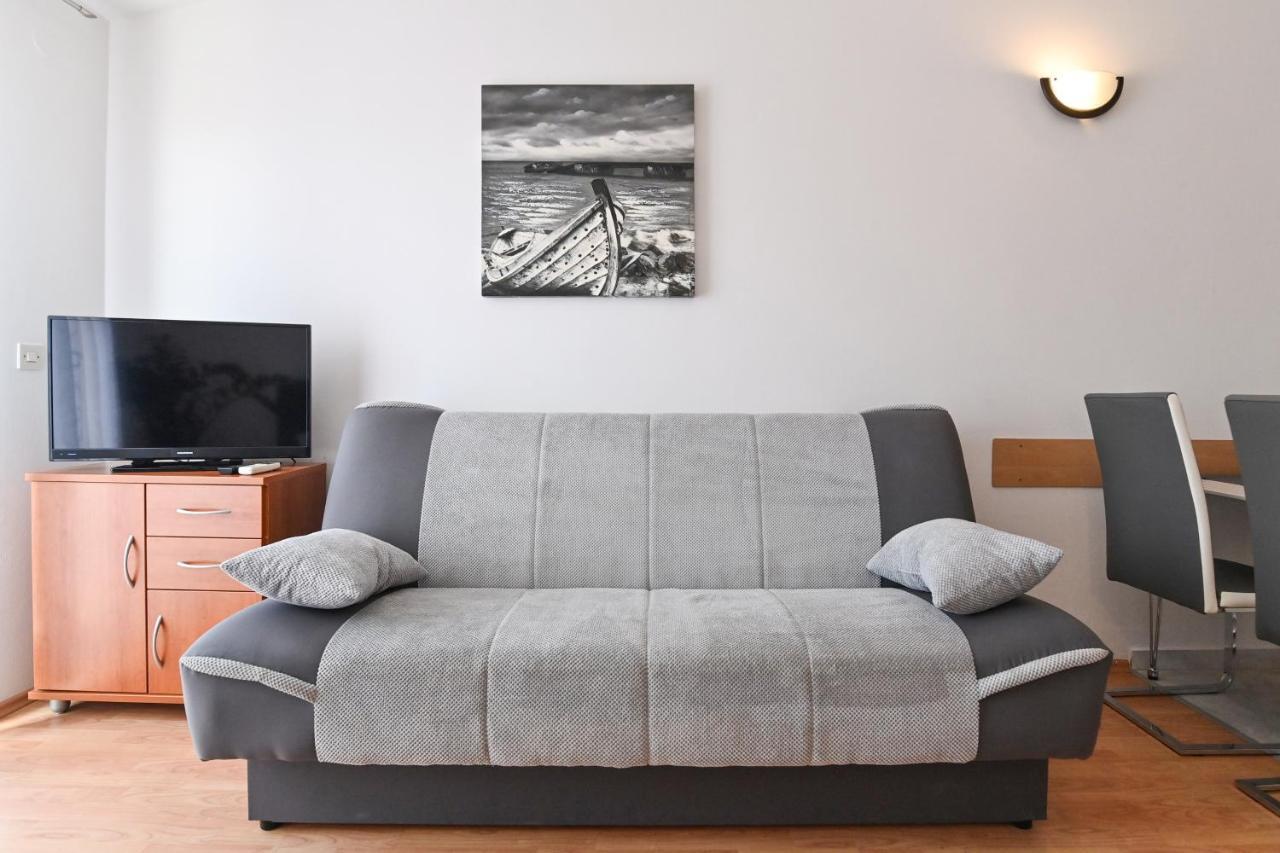 Apartments Andrea I Baska  Exterior photo